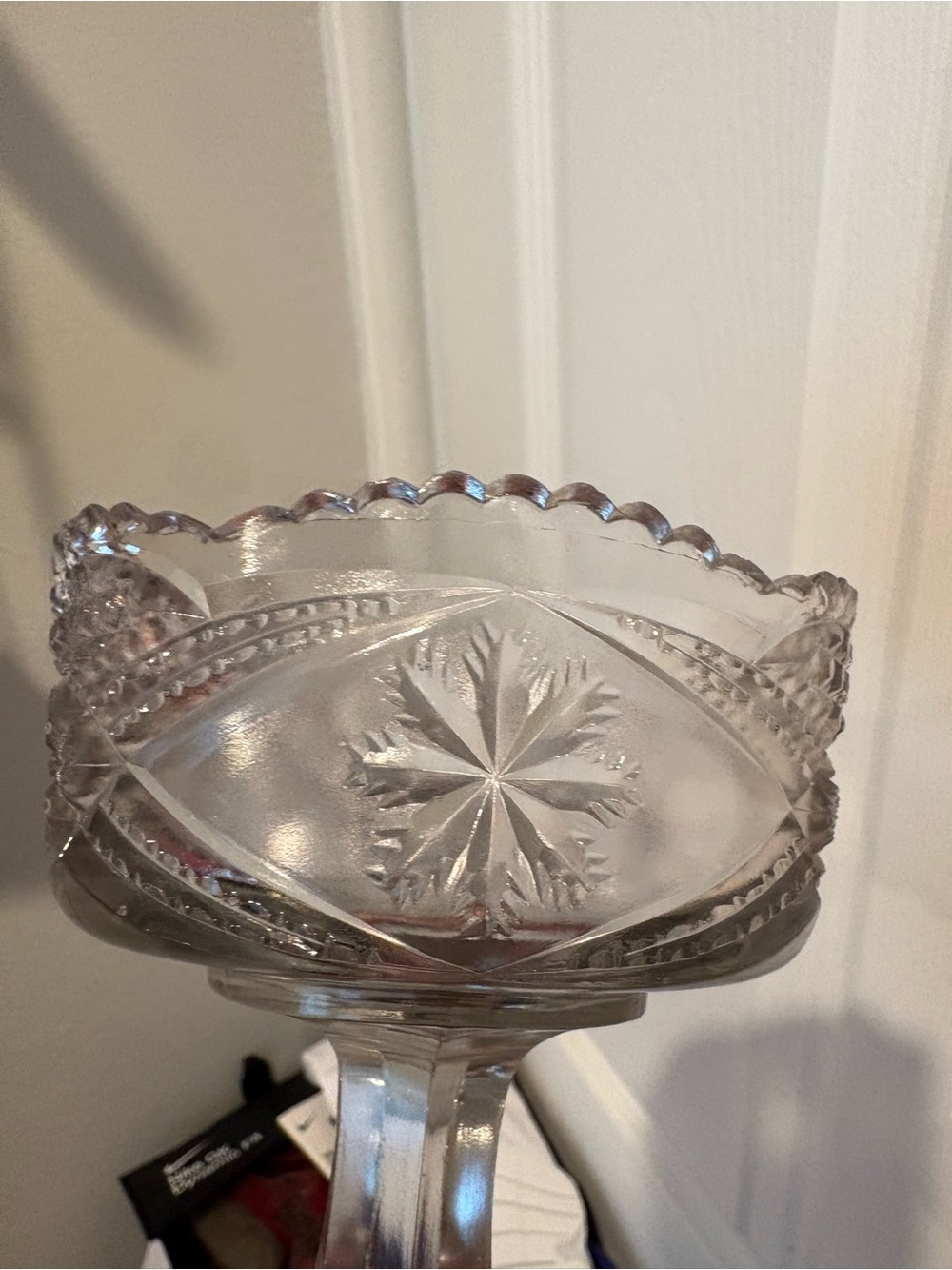 Vintage Early American Pattern Cut Glass Pedestal Compote Bowl - Picture 9 of 16